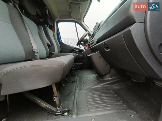 Синий Рено Мастер, объемом двигателя 2.3 л и пробегом 231 тыс. км за 21999 $, фото 26 на Automoto.ua