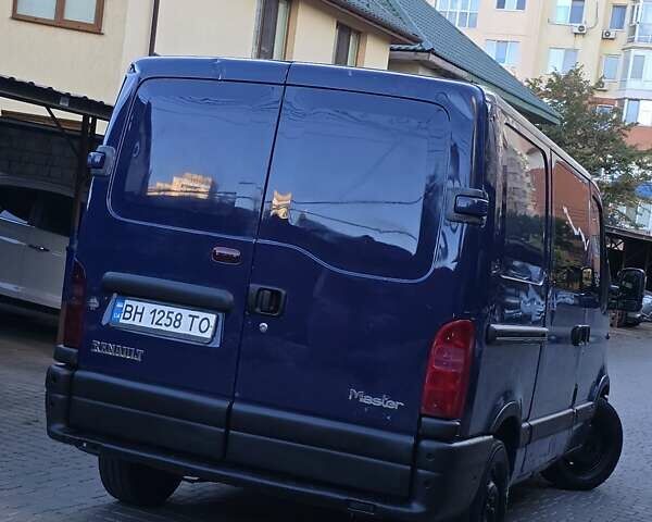 Синий Рено Мастер, объемом двигателя 2.2 л и пробегом 266 тыс. км за 4250 $, фото 38 на Automoto.ua