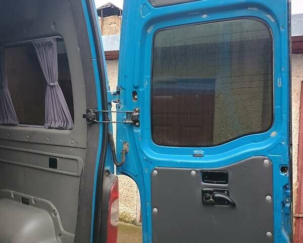 Синій Рено Мастєр, об'ємом двигуна 2.5 л та пробігом 540 тис. км за 8000 $, фото 7 на Automoto.ua