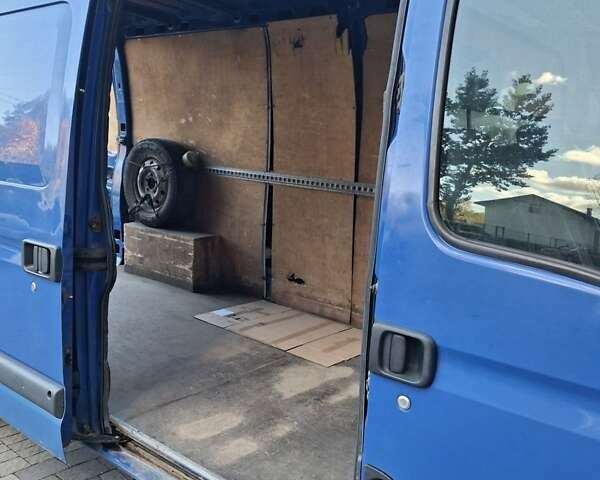 Синий Рено Мастер, объемом двигателя 2.5 л и пробегом 580 тыс. км за 6500 $, фото 15 на Automoto.ua