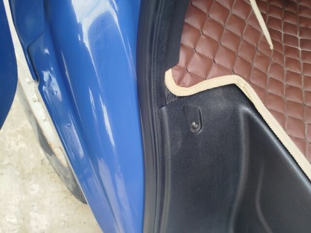 Синій Рено Мастєр, об'ємом двигуна 2.3 л та пробігом 500 тис. км за 12700 $, фото 9 на Automoto.ua