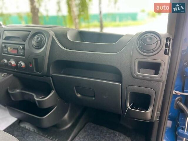 Синій Рено Мастєр, об'ємом двигуна 2.3 л та пробігом 193 тис. км за 18999 $, фото 44 на Automoto.ua