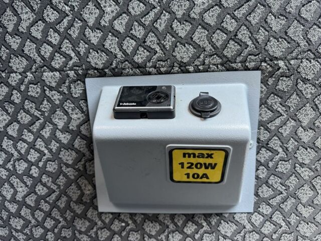 Синій Рено Мастєр, об'ємом двигуна 2.3 л та пробігом 55 тис. км за 17799 $, фото 19 на Automoto.ua