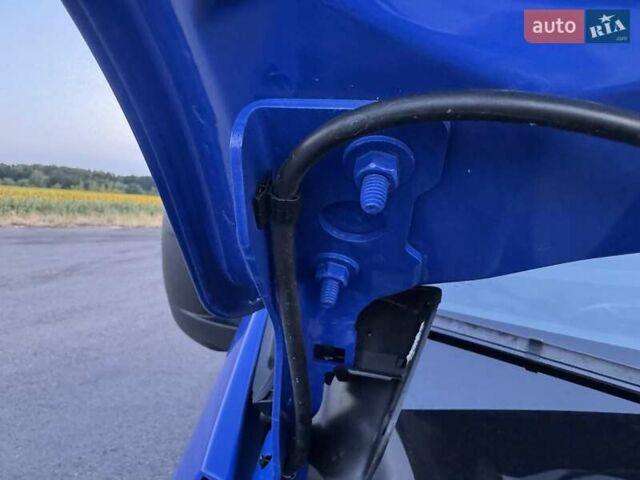 Синій Рено Мастєр, об'ємом двигуна 2.3 л та пробігом 200 тис. км за 21500 $, фото 50 на Automoto.ua