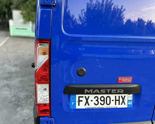 Синій Рено Мастєр, об'ємом двигуна 2.3 л та пробігом 175 тис. км за 19500 $, фото 31 на Automoto.ua