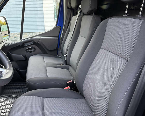 Синій Рено Мастєр, об'ємом двигуна 2.3 л та пробігом 175 тис. км за 19500 $, фото 61 на Automoto.ua