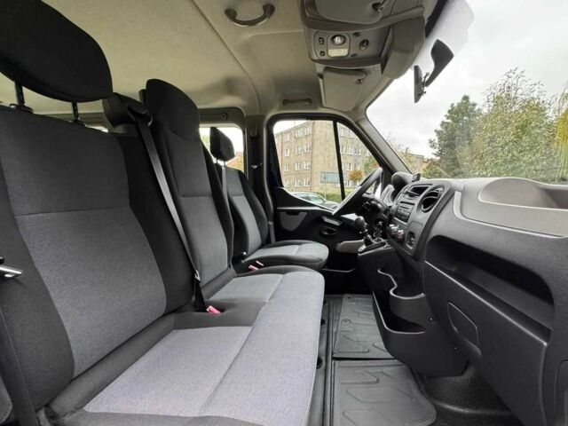 Синий Рено Мастер, объемом двигателя 2.5 л и пробегом 51 тыс. км за 8200 $, фото 6 на Automoto.ua