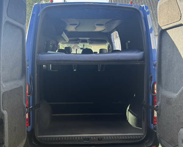 Синий Рено Мастер, объемом двигателя 2.3 л и пробегом 570 тыс. км за 17500 $, фото 18 на Automoto.ua