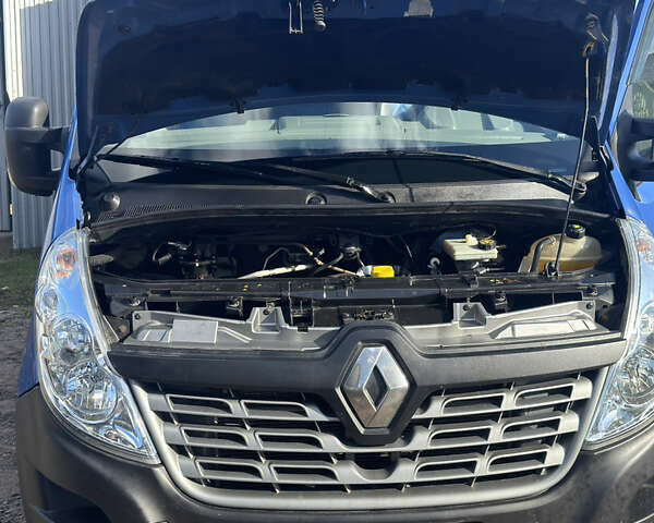 Синий Рено Мастер, объемом двигателя 2.3 л и пробегом 570 тыс. км за 17500 $, фото 2 на Automoto.ua