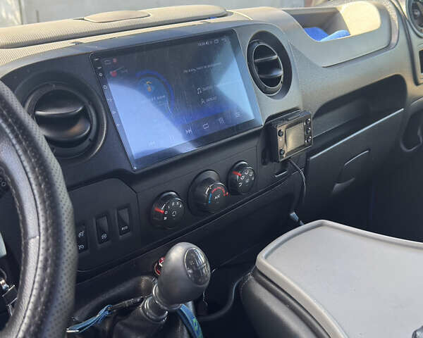 Синий Рено Мастер, объемом двигателя 2.3 л и пробегом 570 тыс. км за 17500 $, фото 24 на Automoto.ua