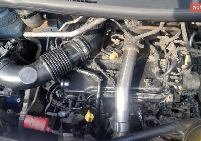 Синий Рено Мастер, объемом двигателя 2.3 л и пробегом 277 тыс. км за 18400 $, фото 10 на Automoto.ua