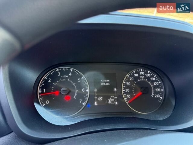 Синий Рено Мастер, объемом двигателя 2.3 л и пробегом 62 тыс. км за 30000 $, фото 25 на Automoto.ua