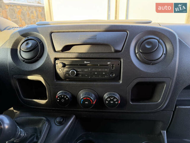 Синий Рено Мастер, объемом двигателя 2.3 л и пробегом 283 тыс. км за 17800 $, фото 38 на Automoto.ua