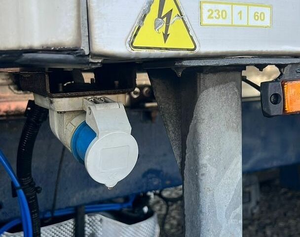Синій Рено Мастєр, об'ємом двигуна 2.3 л та пробігом 245 тис. км за 20500 $, фото 19 на Automoto.ua