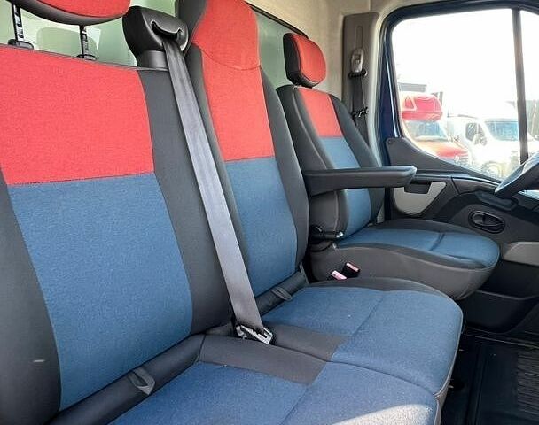 Синій Рено Мастєр, об'ємом двигуна 2.3 л та пробігом 245 тис. км за 20500 $, фото 24 на Automoto.ua