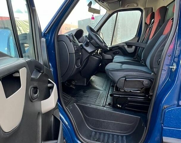 Синій Рено Мастєр, об'ємом двигуна 2.3 л та пробігом 245 тис. км за 20500 $, фото 25 на Automoto.ua