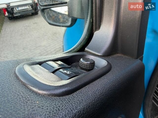 Синий Рено Мастер, объемом двигателя 2.3 л и пробегом 275 тыс. км за 19300 $, фото 68 на Automoto.ua