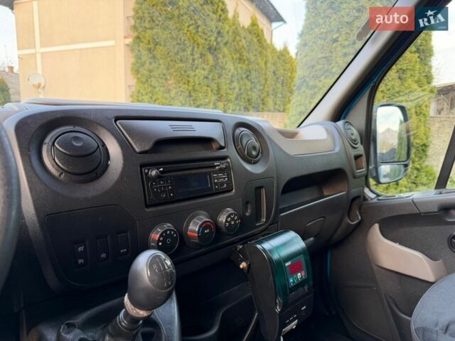 Синий Рено Мастер, объемом двигателя 2.3 л и пробегом 275 тыс. км за 19300 $, фото 59 на Automoto.ua