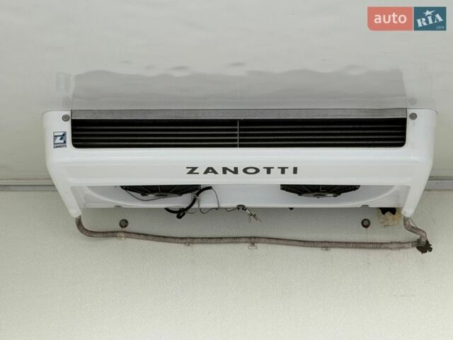 Синий Рено Мастер, объемом двигателя 2.3 л и пробегом 275 тыс. км за 19300 $, фото 48 на Automoto.ua