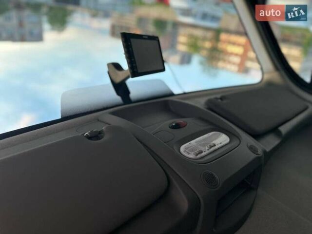 Синий Рено Мастер, объемом двигателя 2.3 л и пробегом 95 тыс. км за 22900 $, фото 31 на Automoto.ua