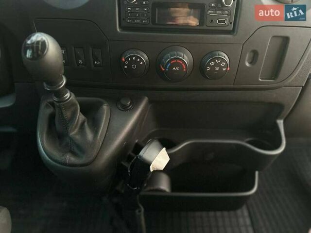 Синий Рено Мастер, объемом двигателя 2.3 л и пробегом 95 тыс. км за 22900 $, фото 21 на Automoto.ua