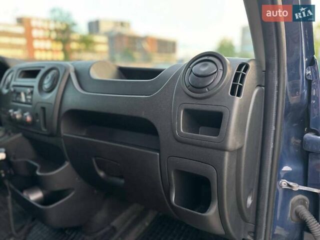 Синий Рено Мастер, объемом двигателя 2.3 л и пробегом 95 тыс. км за 22900 $, фото 17 на Automoto.ua