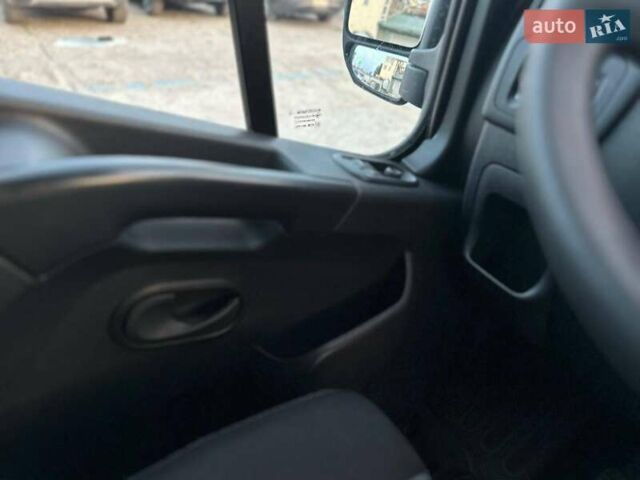 Синий Рено Мастер, объемом двигателя 2.3 л и пробегом 95 тыс. км за 22900 $, фото 26 на Automoto.ua