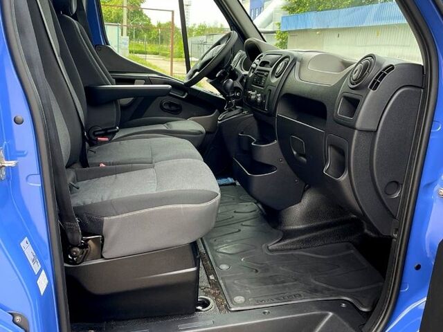 Синий Рено Мастер, объемом двигателя 2.3 л и пробегом 42000 тыс. км за 16500 $, фото 12 на Automoto.ua