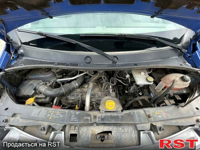 Синий Рено Мастер, объемом двигателя 2.3 л и пробегом 42000 тыс. км за 16500 $, фото 6 на Automoto.ua