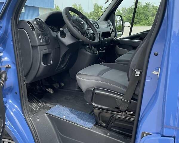 Синій Рено Мастєр, об'ємом двигуна 2.3 л та пробігом 420 тис. км за 16500 $, фото 9 на Automoto.ua