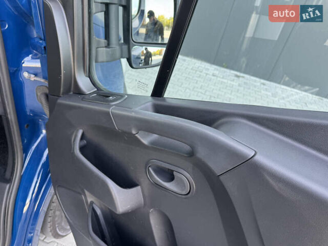 Синій Рено Мастєр, об'ємом двигуна 2.3 л та пробігом 55 тис. км за 17999 $, фото 35 на Automoto.ua