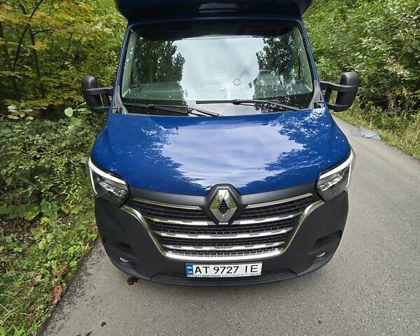 Синий Рено Мастер, объемом двигателя 2.3 л и пробегом 318 тыс. км за 22900 $, фото 3 на Automoto.ua