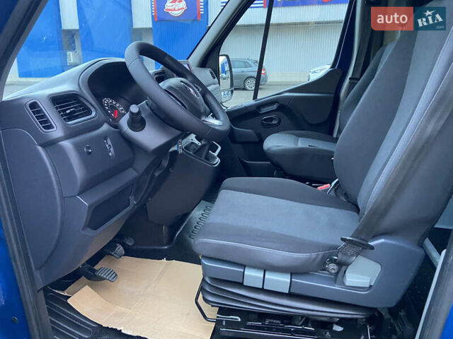 Синий Рено Мастер, объемом двигателя 2.3 л и пробегом 311 тыс. км за 19350 $, фото 7 на Automoto.ua