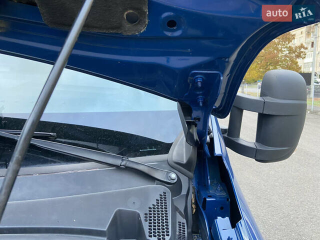 Синий Рено Мастер, объемом двигателя 2.3 л и пробегом 311 тыс. км за 19350 $, фото 16 на Automoto.ua