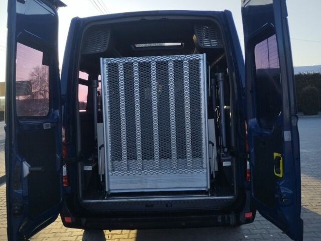 Синій Рено Мастєр, об'ємом двигуна 2.3 л та пробігом 380 тис. км за 18000 $, фото 5 на Automoto.ua