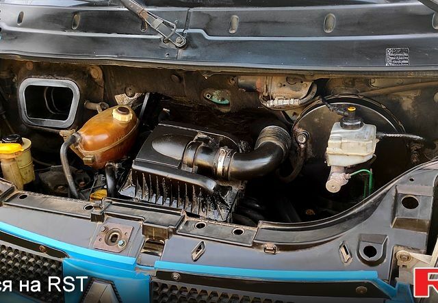 Синий Рено Мастер, объемом двигателя 2.5 л и пробегом 1 тыс. км за 5100 $, фото 9 на Automoto.ua