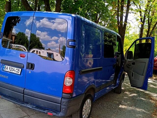 Синій Рено Мастєр, об'ємом двигуна 2.5 л та пробігом 389 тис. км за 8500 $, фото 7 на Automoto.ua