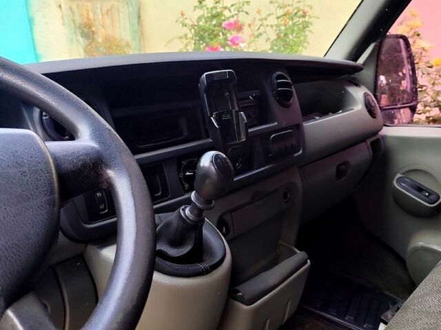 Синій Рено Мастєр, об'ємом двигуна 2.7 л та пробігом 0 тис. км за 4500 $, фото 4 на Automoto.ua