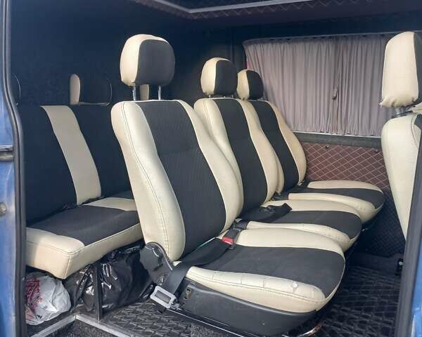 Синий Рено Мастер, объемом двигателя 2.3 л и пробегом 450 тыс. км за 16000 $, фото 2 на Automoto.ua