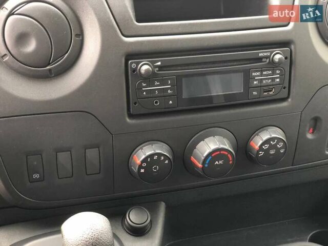 Синий Рено Мастер, объемом двигателя 2.3 л и пробегом 95 тыс. км за 22900 $, фото 23 на Automoto.ua