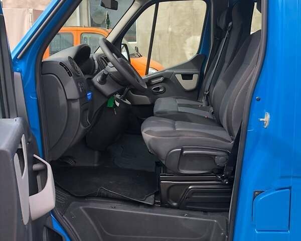 Синий Рено Мастер, объемом двигателя 2.3 л и пробегом 95 тыс. км за 22900 $, фото 14 на Automoto.ua