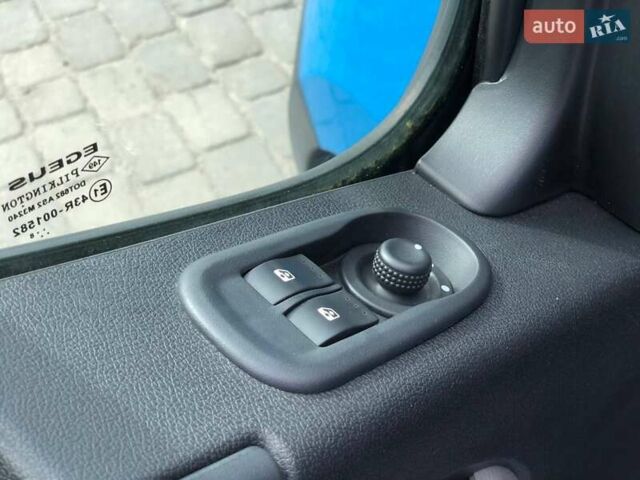 Синий Рено Мастер, объемом двигателя 2.3 л и пробегом 95 тыс. км за 22900 $, фото 19 на Automoto.ua