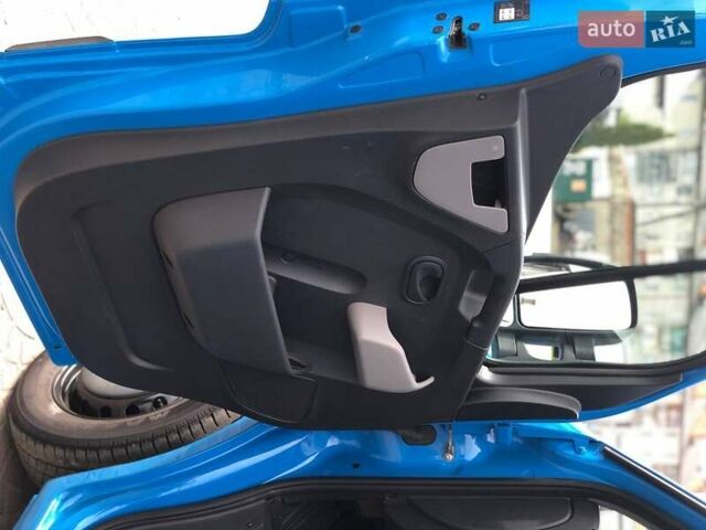 Синий Рено Мастер, объемом двигателя 2.3 л и пробегом 95 тыс. км за 22900 $, фото 21 на Automoto.ua