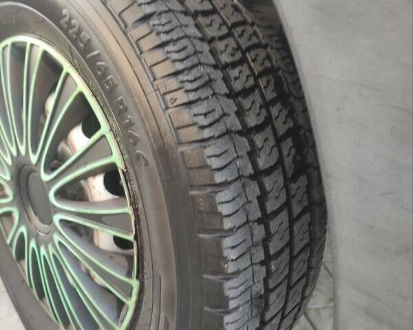 Рено Мастер 2015 в Львове на Automoto.ua Зеленый Рено Мастер, объемом двигателя 2.3 л и пробегом 406 тыс. км за 18500 $, фото 24 на Automoto.ua