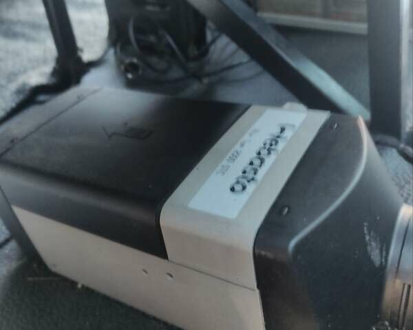 Рено Мастер 2015 в Львове на Automoto.ua Зеленый Рено Мастер, объемом двигателя 2.3 л и пробегом 406 тыс. км за 18500 $, фото 41 на Automoto.ua