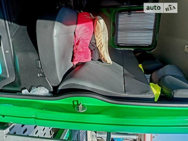 Зеленый Рено Мастер, объемом двигателя 2.3 л и пробегом 181 тыс. км за 26750 $, фото 17 на Automoto.ua