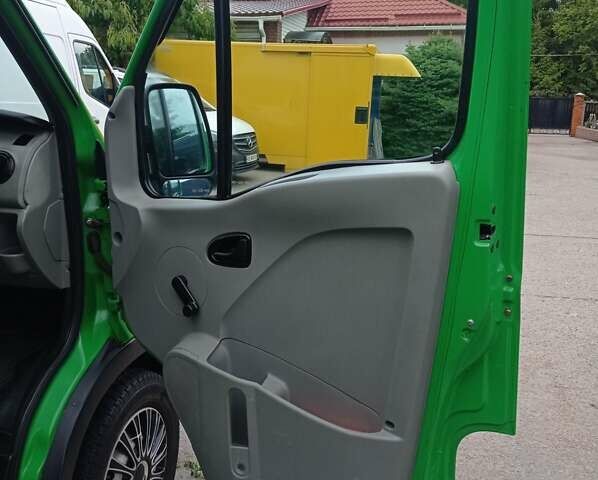Зеленый Рено Мастер, объемом двигателя 2.5 л и пробегом 172 тыс. км за 10900 $, фото 54 на Automoto.ua