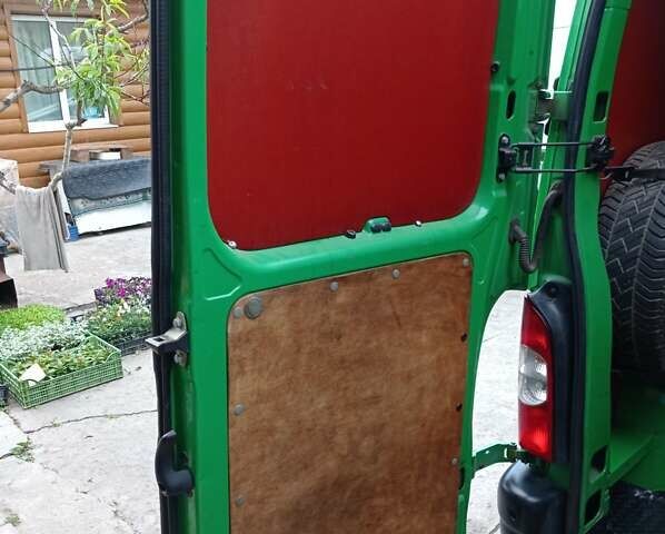 Зеленый Рено Мастер, объемом двигателя 2.5 л и пробегом 172 тыс. км за 10900 $, фото 35 на Automoto.ua