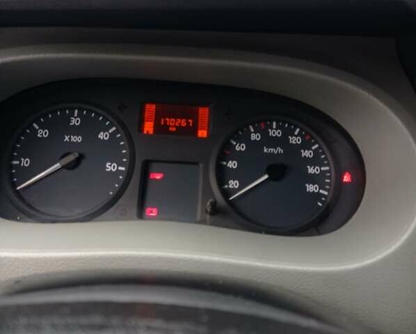 Зеленый Рено Мастер, объемом двигателя 2.5 л и пробегом 172 тыс. км за 10900 $, фото 25 на Automoto.ua