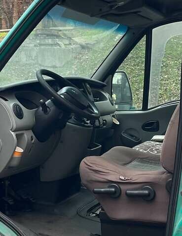 Зеленый Рено Мастер, объемом двигателя 2.46 л и пробегом 264 тыс. км за 8000 $, фото 4 на Automoto.ua